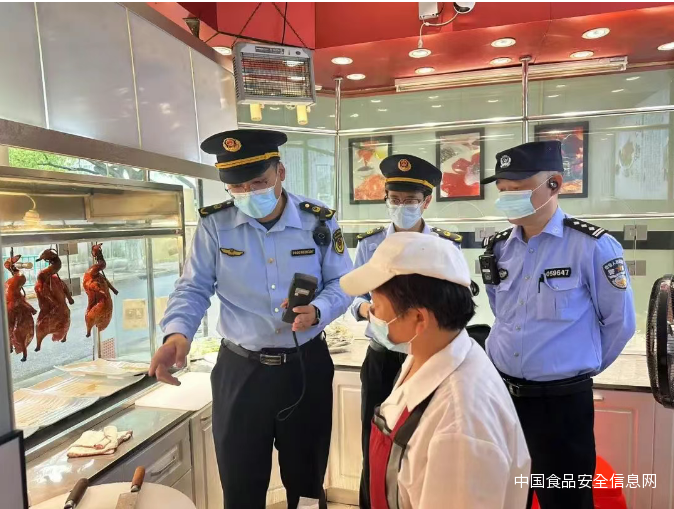 上海崇明  “后厨直播”“联合检查”，看崇明如何让“百姓”吃得放心            